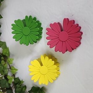 Set of 3 Acrylic Daisy Flower Hair Claw Clip